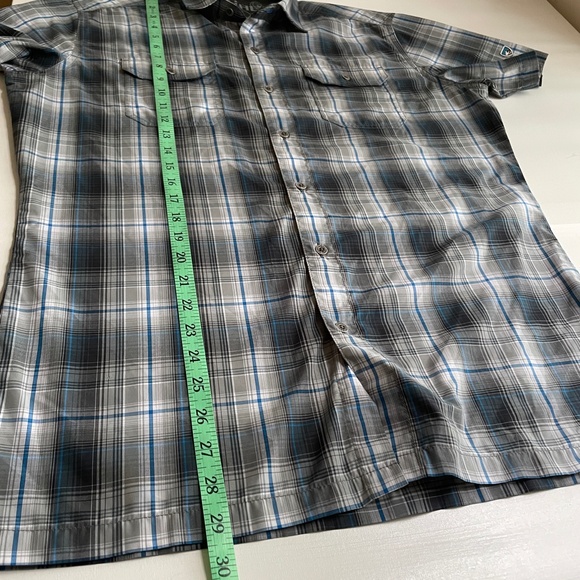 Kuhl Shirt Mens Small Eluxur Plaid Short Sleeve Button Hiking Outdoor Gorpcore - Picture 11 of 11
